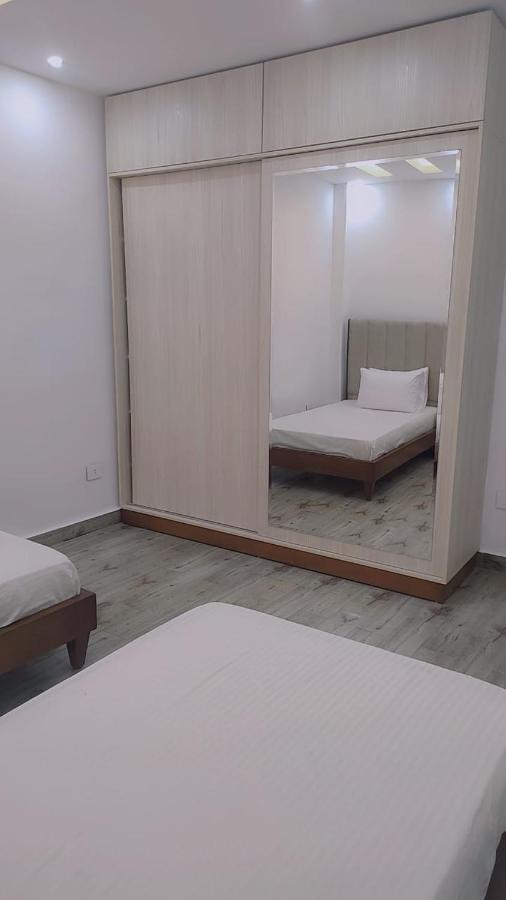 شقة Zamalek Two-bedroom Nile View القاهرة